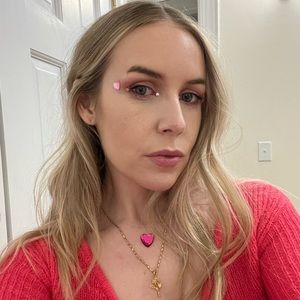 Meet your Posher, Alison